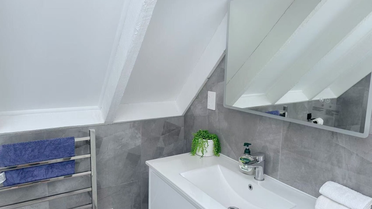 Photo of Bathroom in Lynmore