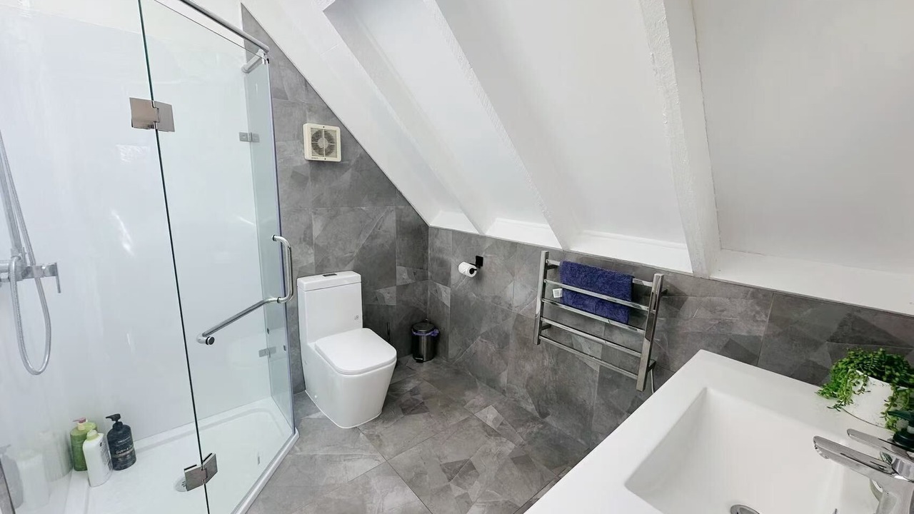 Photo of Bathroom in Lynmore