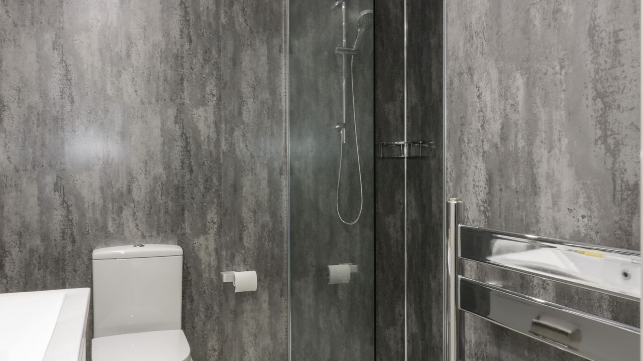 Photo of Bathroom in Pettycur