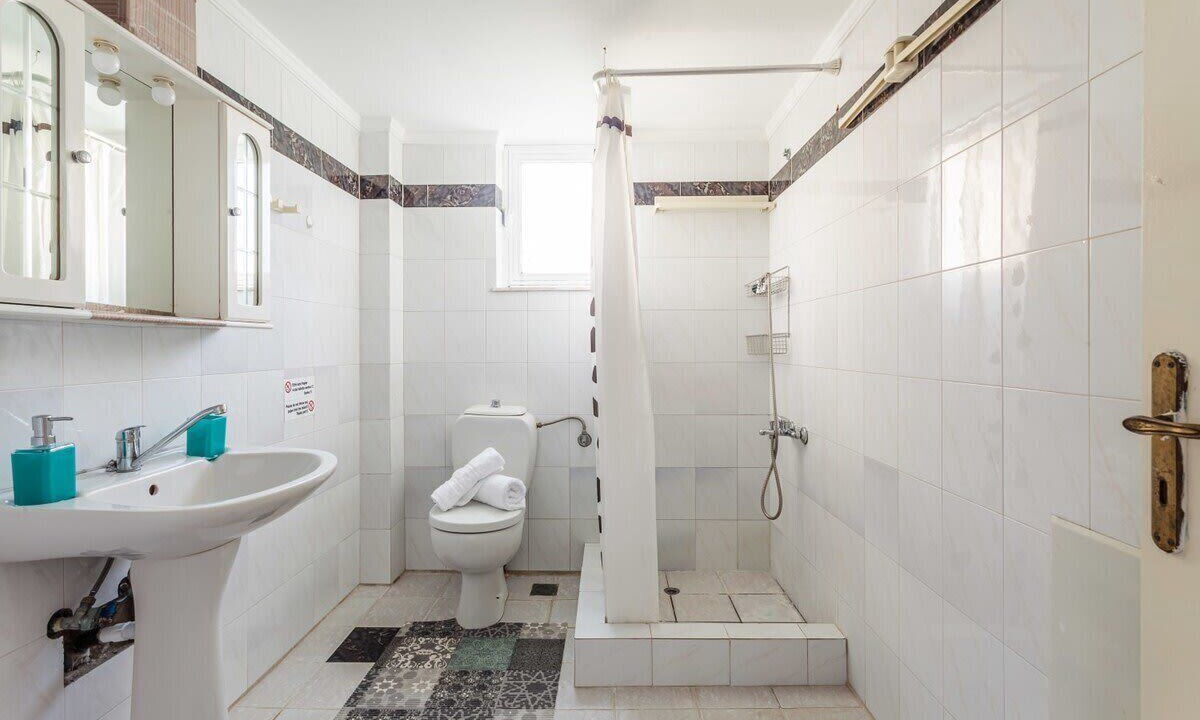 Photo of Bathroom in Koroni