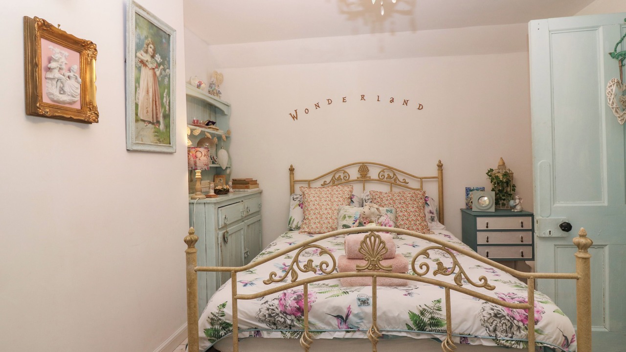 Photo of Bedroom in Newburgh