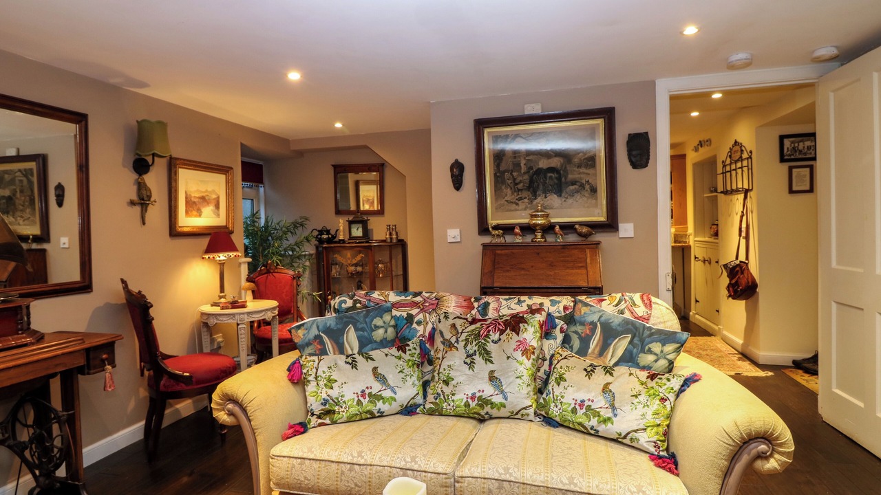 Photo of Livingroom in Newburgh