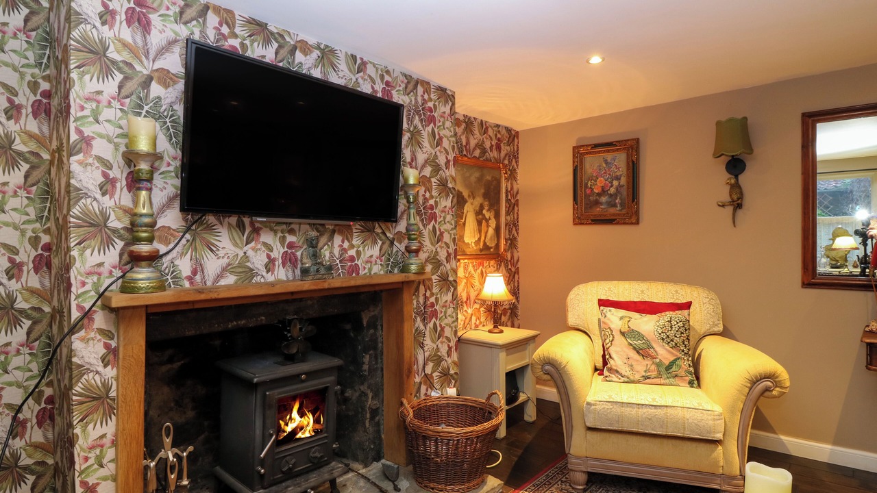 Photo of Livingroom in Newburgh
