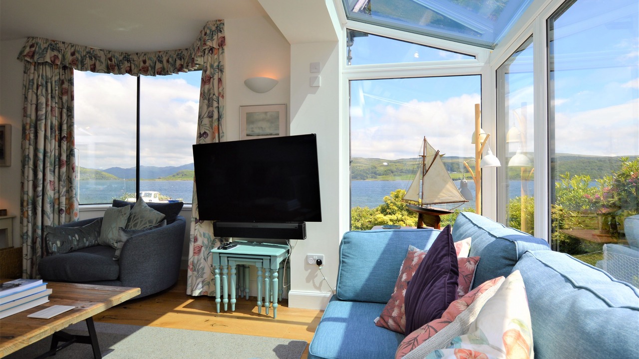 Photo of Livingroom in Tighnabruaich