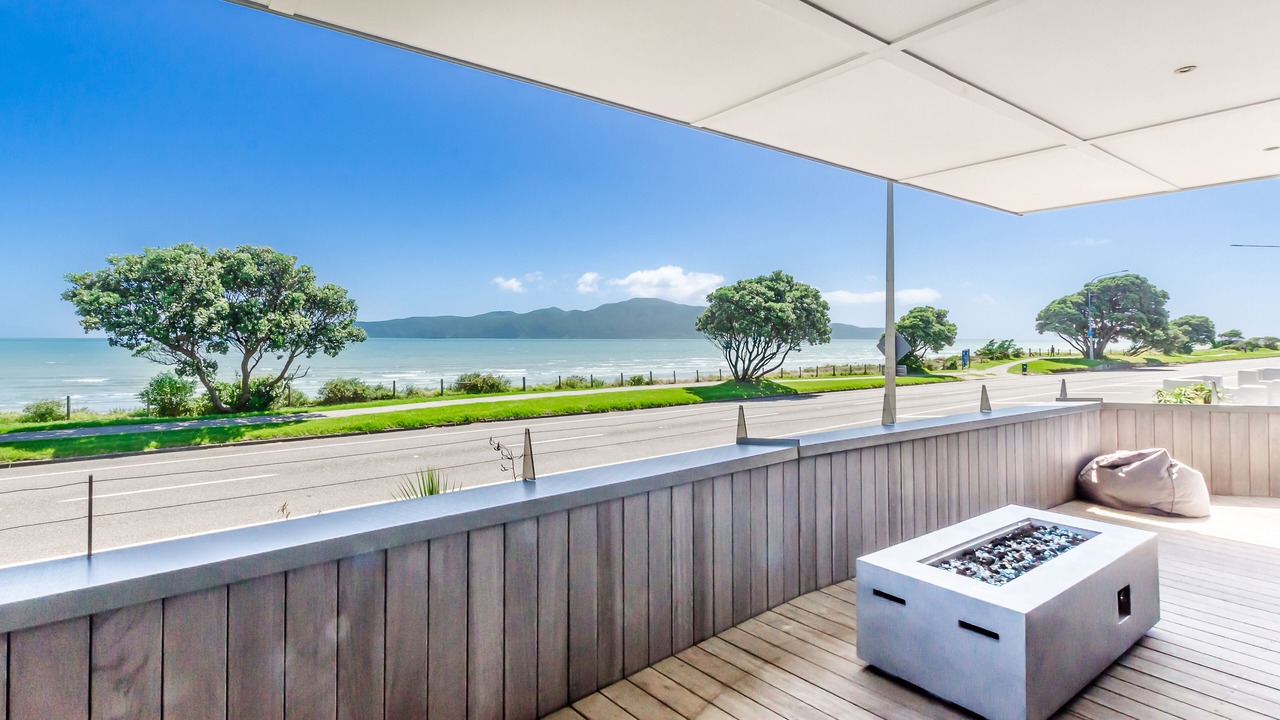 Photo of Patio Balcony in Paraparaumu Beach