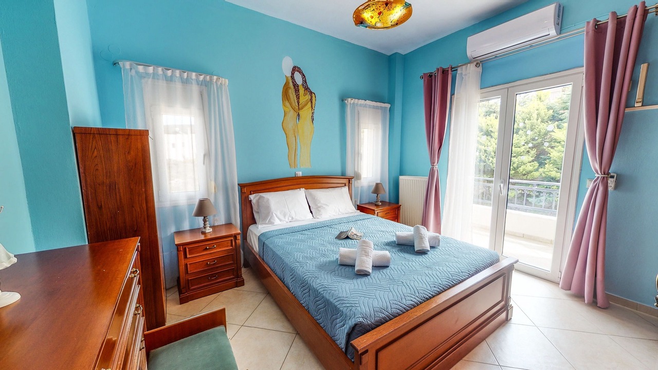 Photo of Bedroom in Vathianos Kampos