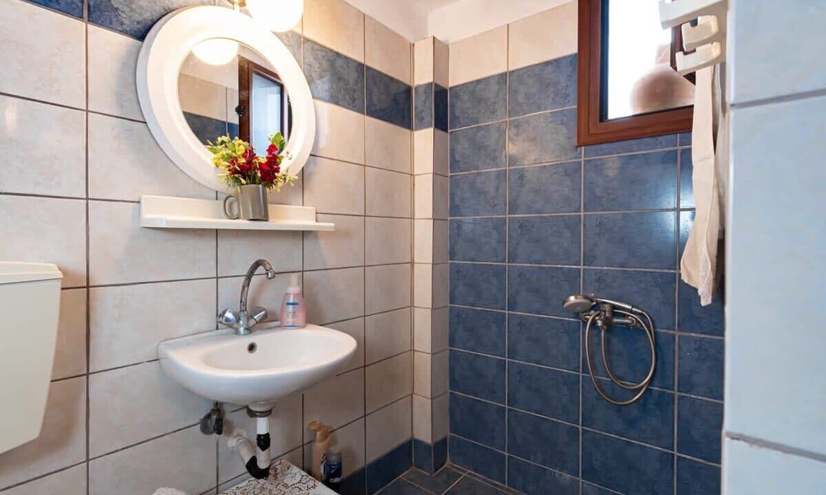 Photo of Bathroom in Skotino