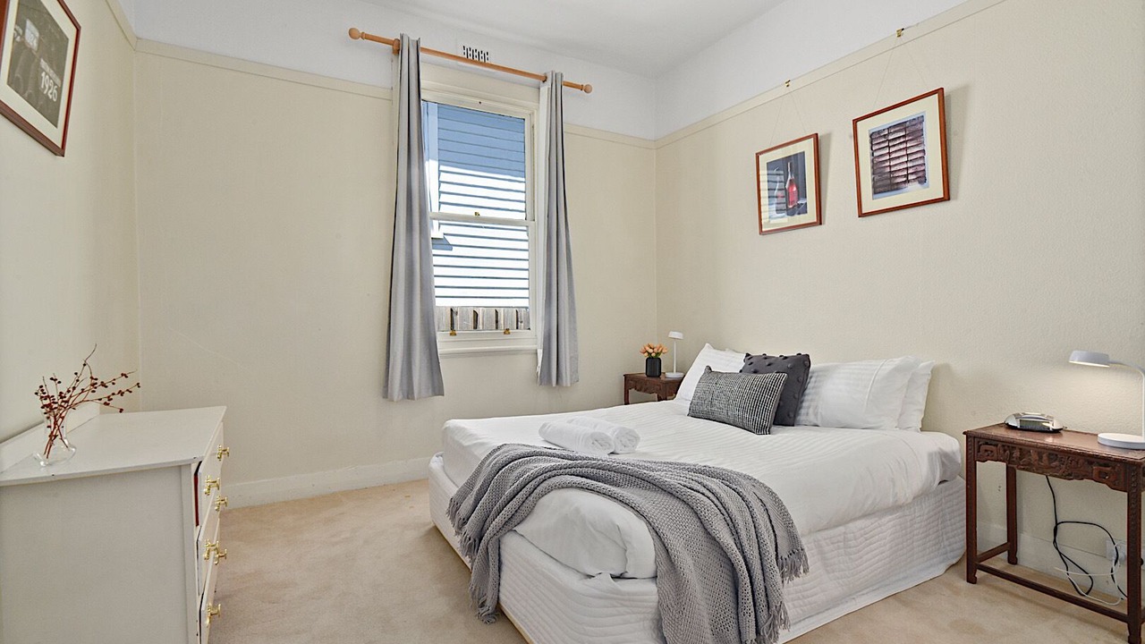Photo of Bedroom in Launceston CBD