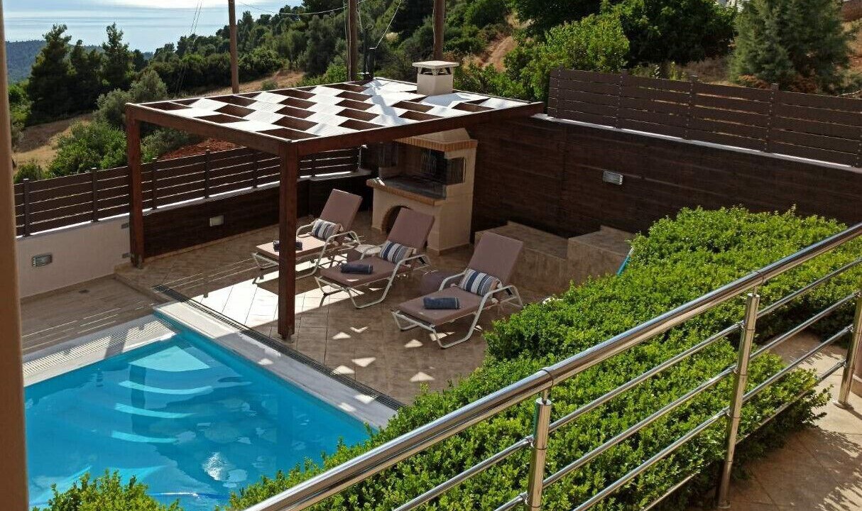 Photo of Outdoor in Nerotrivia