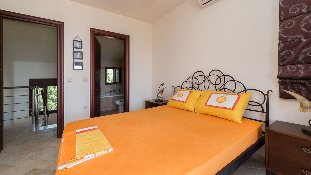 Photo of Bedroom in Karavados