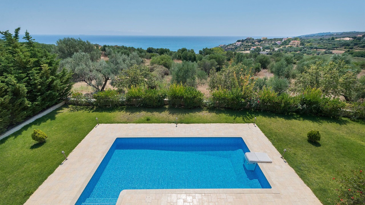 Photo of Outdoor in Karavados