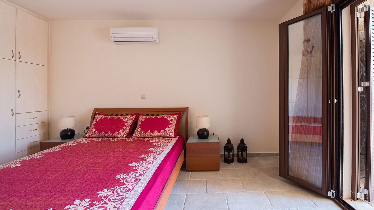 Photo of Bedroom in Karavados