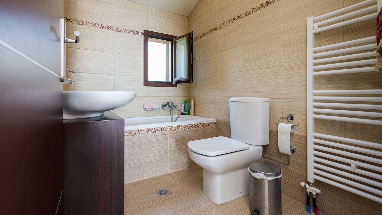 Photo of Bathroom in Karavados