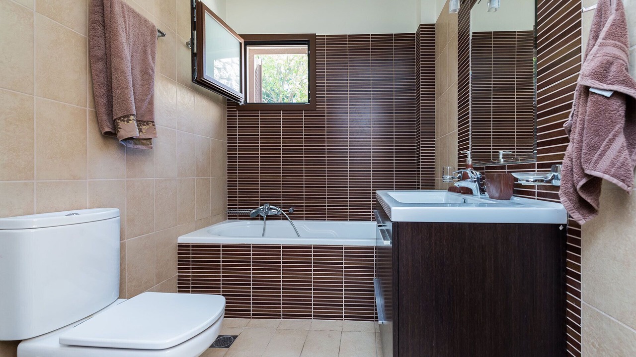 Photo of Bathroom in Karavados