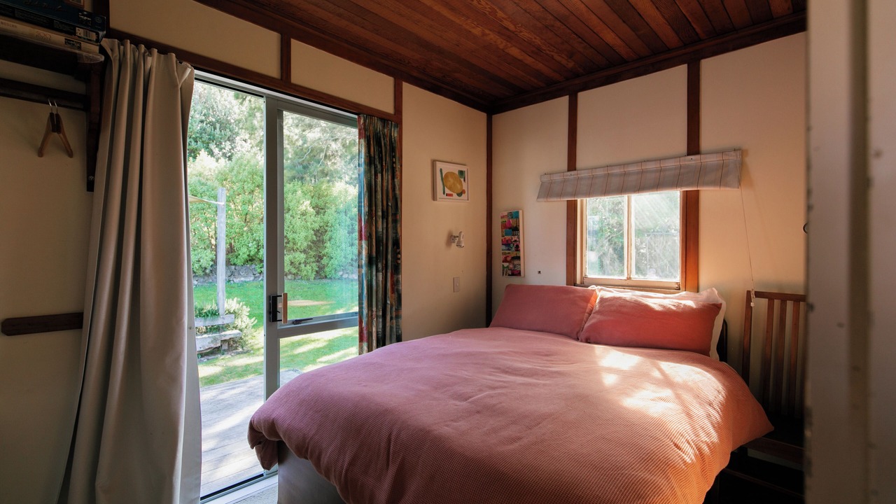 Photo of Bedroom in Kairakau
