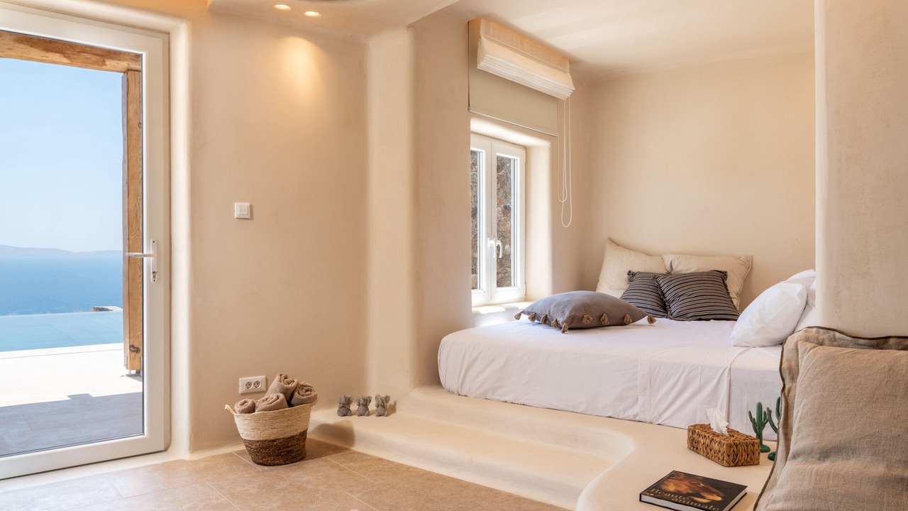 Photo of Bedroom in Houlakia
