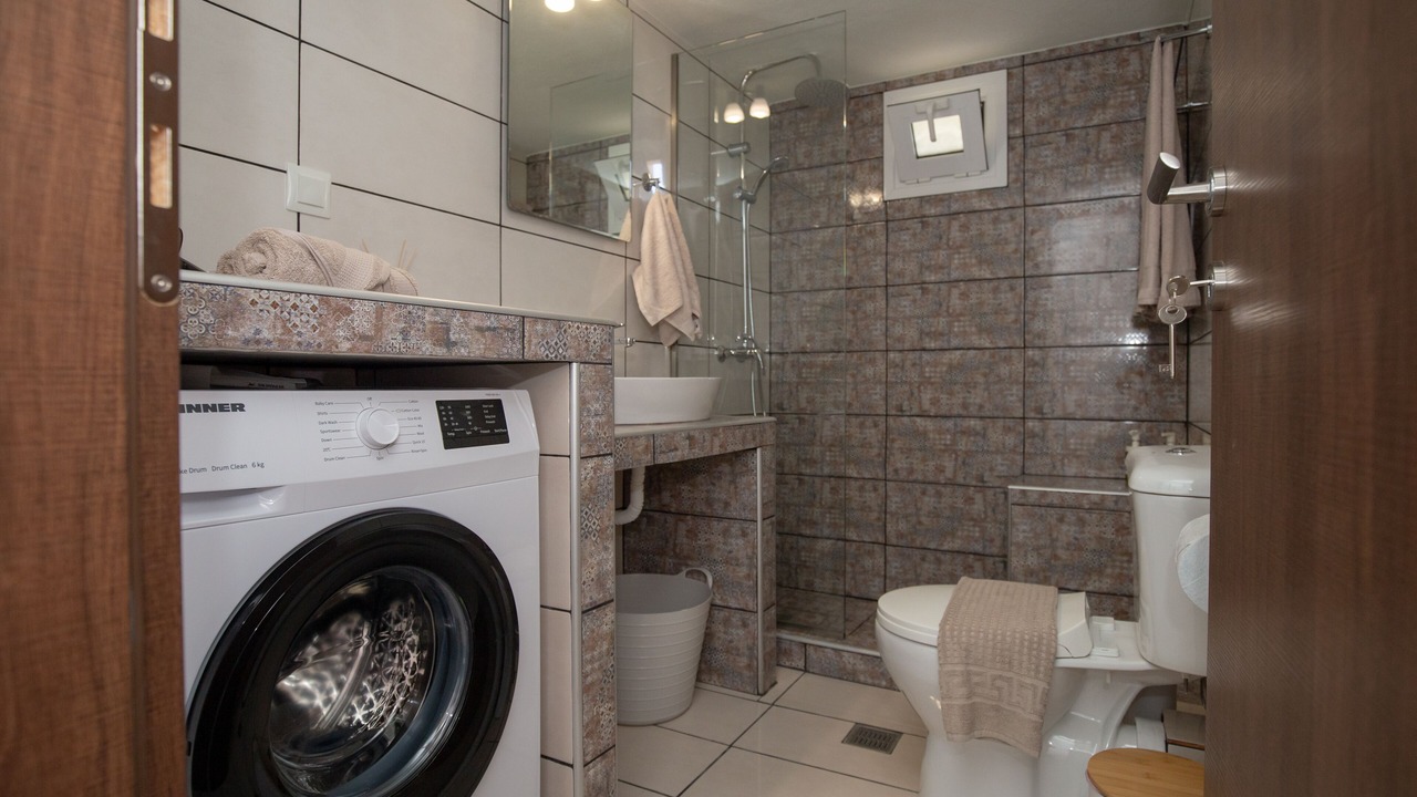 Photo of Bathroom in Makry Gialos