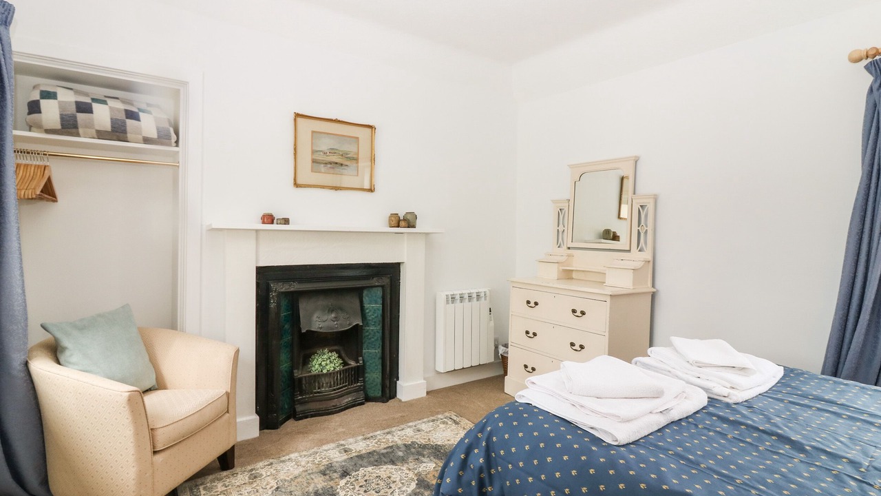 Photo of Bedroom in Elgin