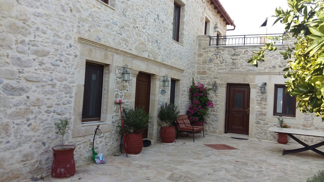 Photo of Patio Balcony in Khoustouliana