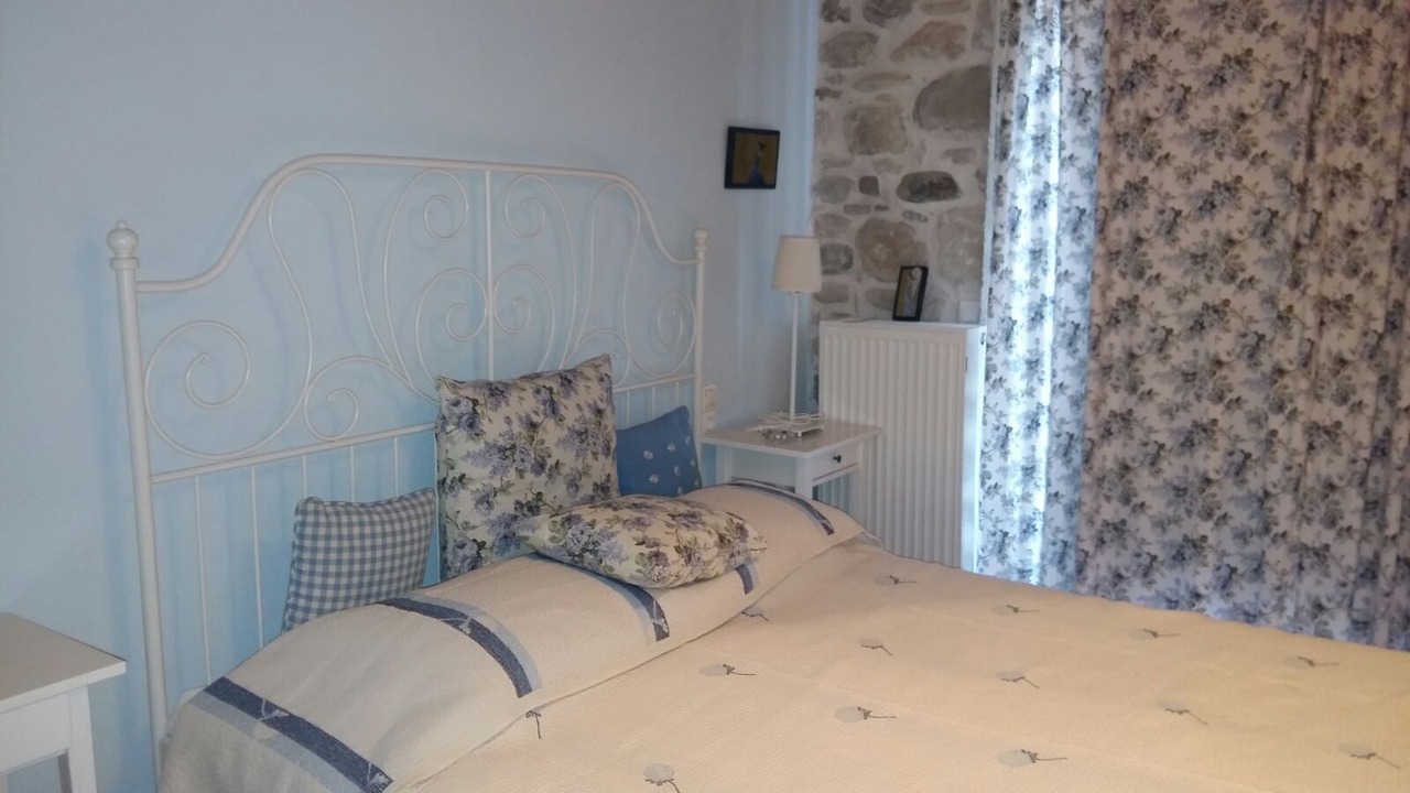 Photo of Bedroom in Khoustouliana