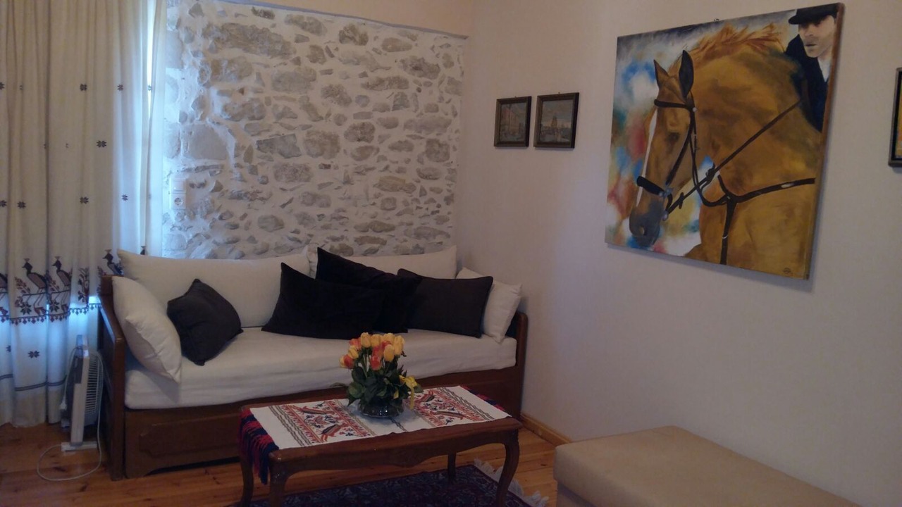 Photo of Livingroom in Khoustouliana