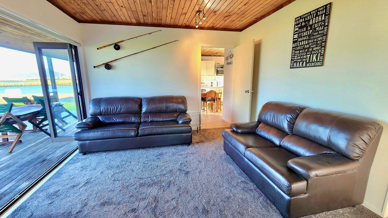 Photo of Livingroom in One Tree Point