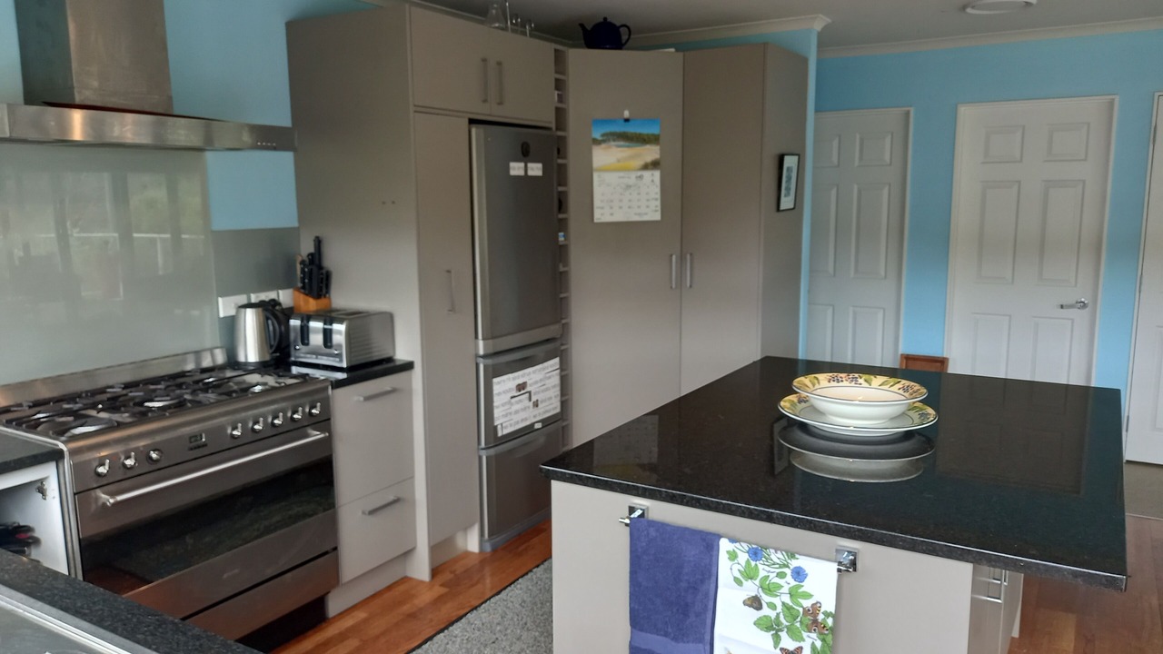 Photo of Kitchen in Maraetai