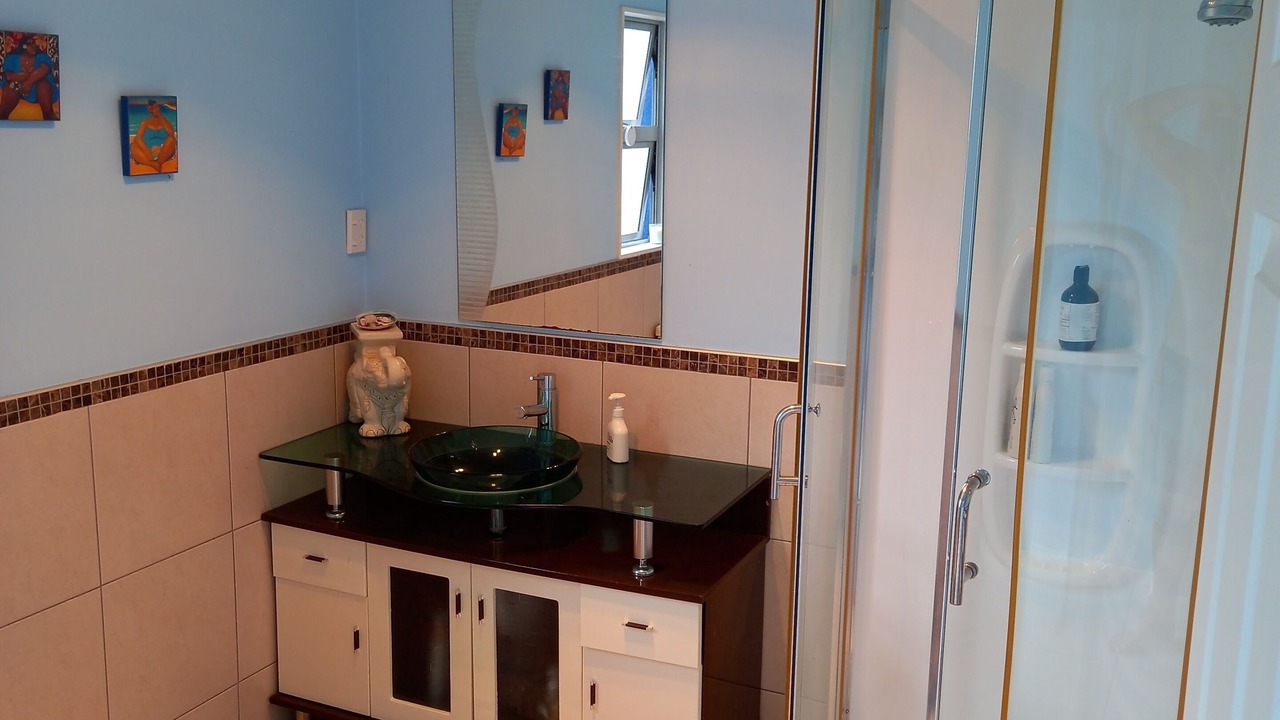 Photo of Bathroom in Maraetai