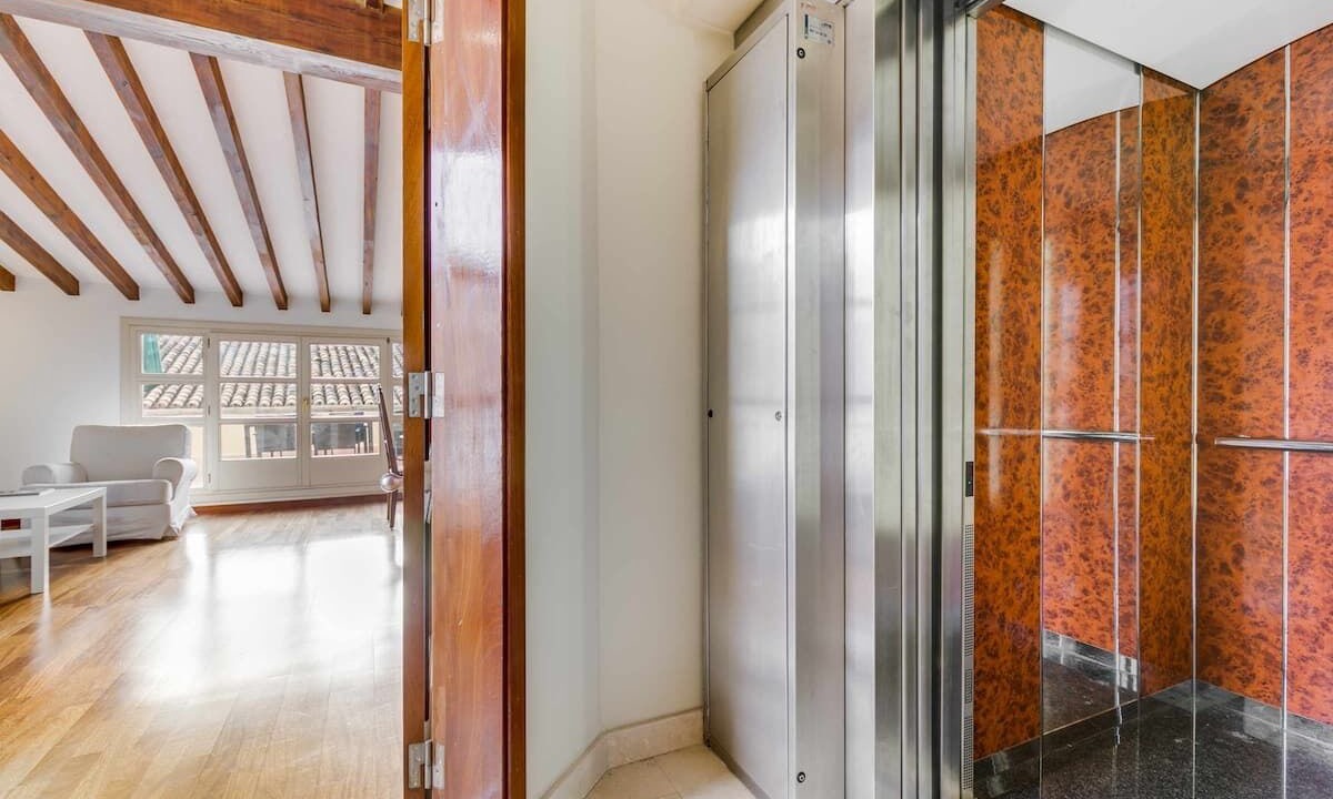 Photo of Others in Sindicat