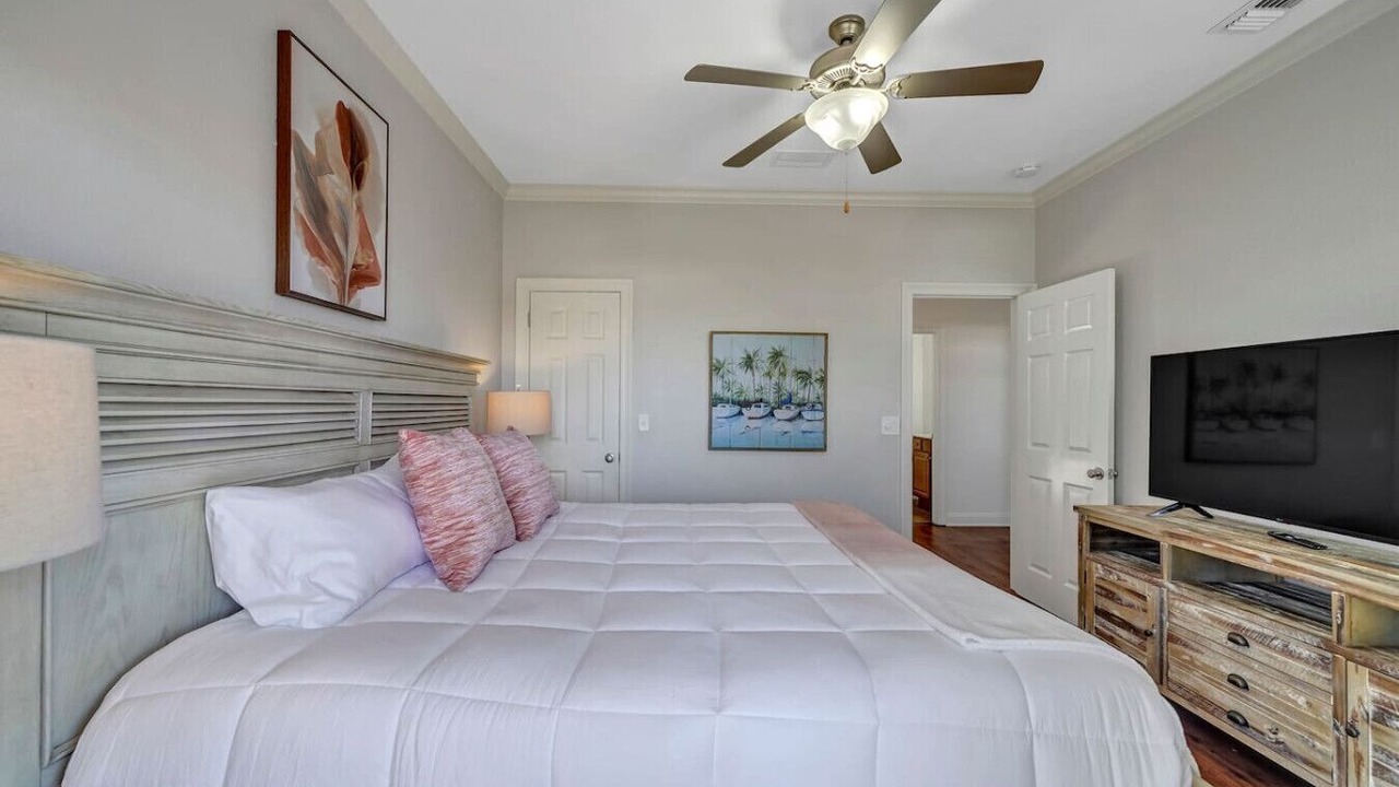 Photo of Bedroom in Villages of Crystal Beach