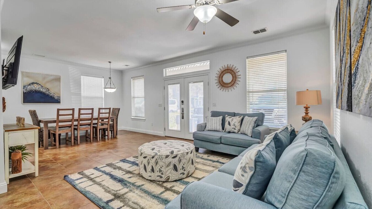 Photo of Livingroom in Villages of Crystal Beach