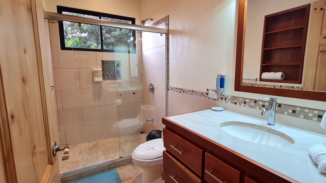 Photo of Bathroom in Monteverde