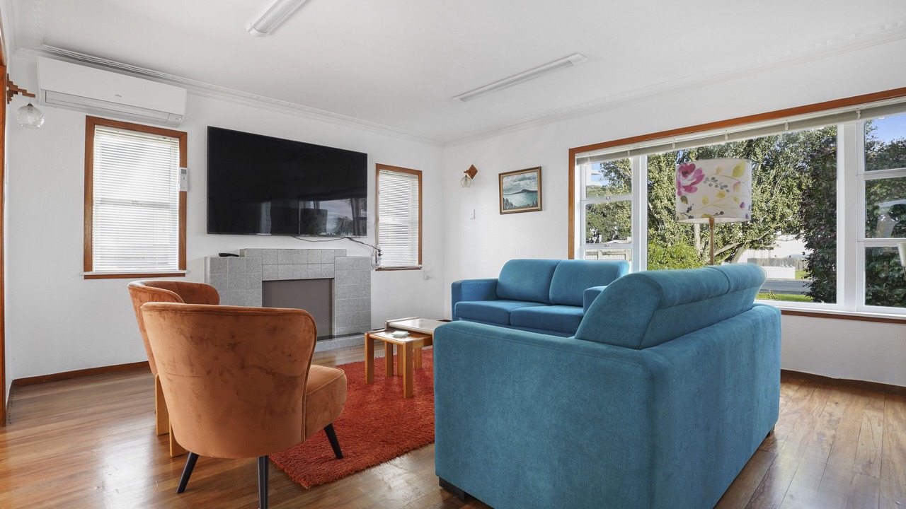 Photo of Livingroom in Orewa