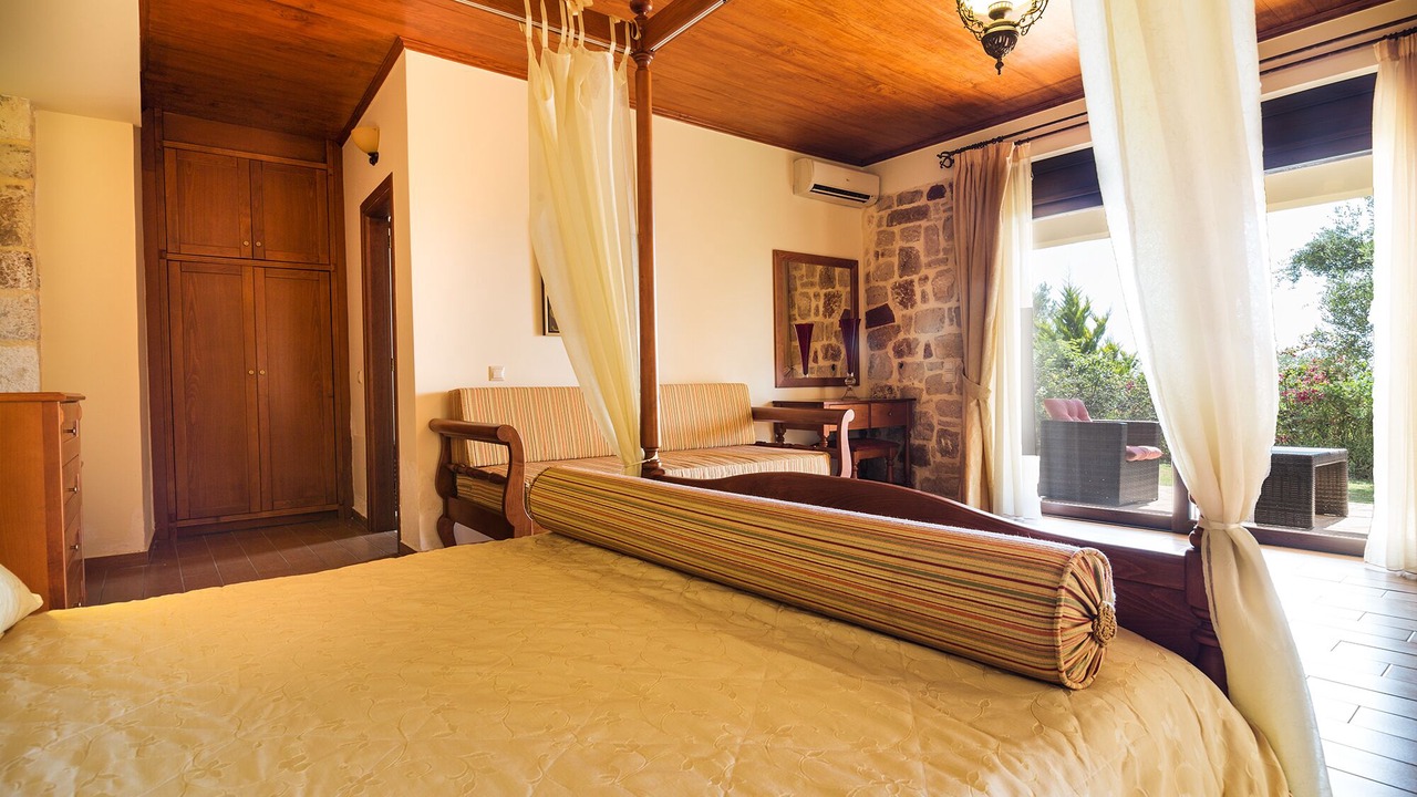 Photo of Bedroom in Polemarchi