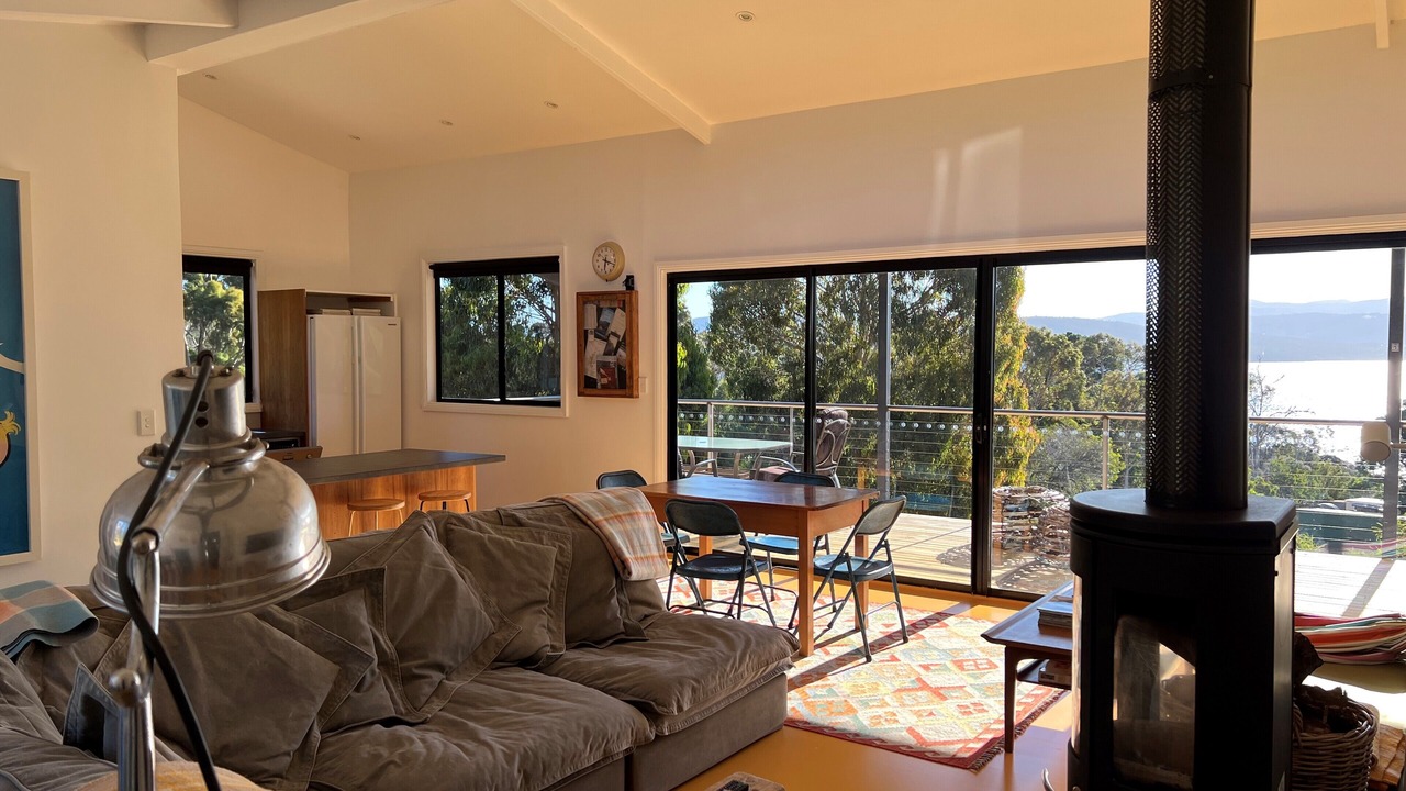 Photo of Livingroom in Dennes Point