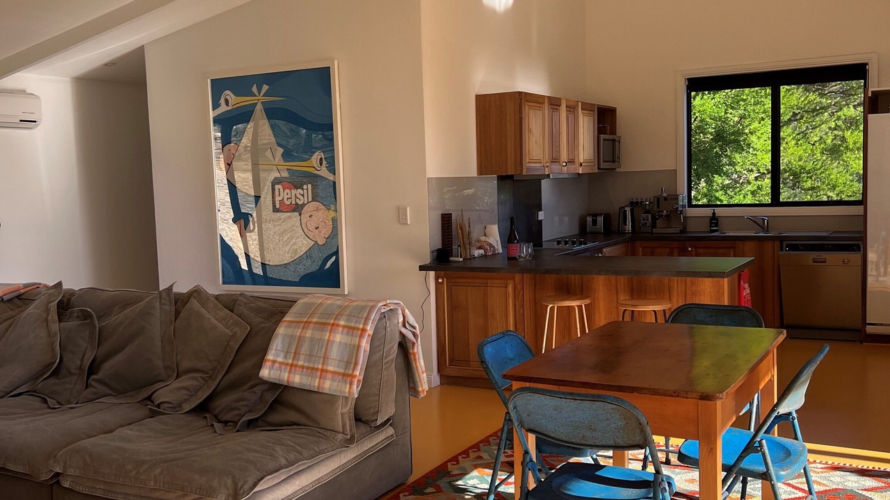 Photo of Livingroom in Dennes Point