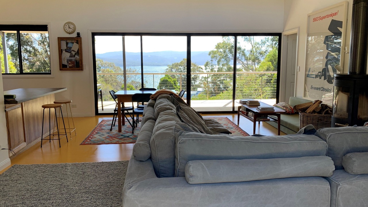Photo of Livingroom in Dennes Point