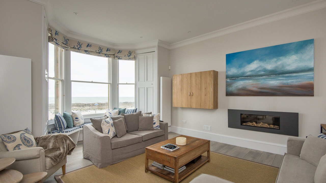 Photo of Livingroom in North Berwick