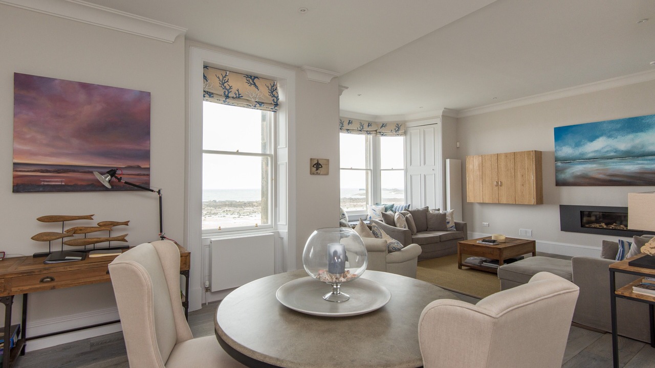 Photo of Livingroom in North Berwick
