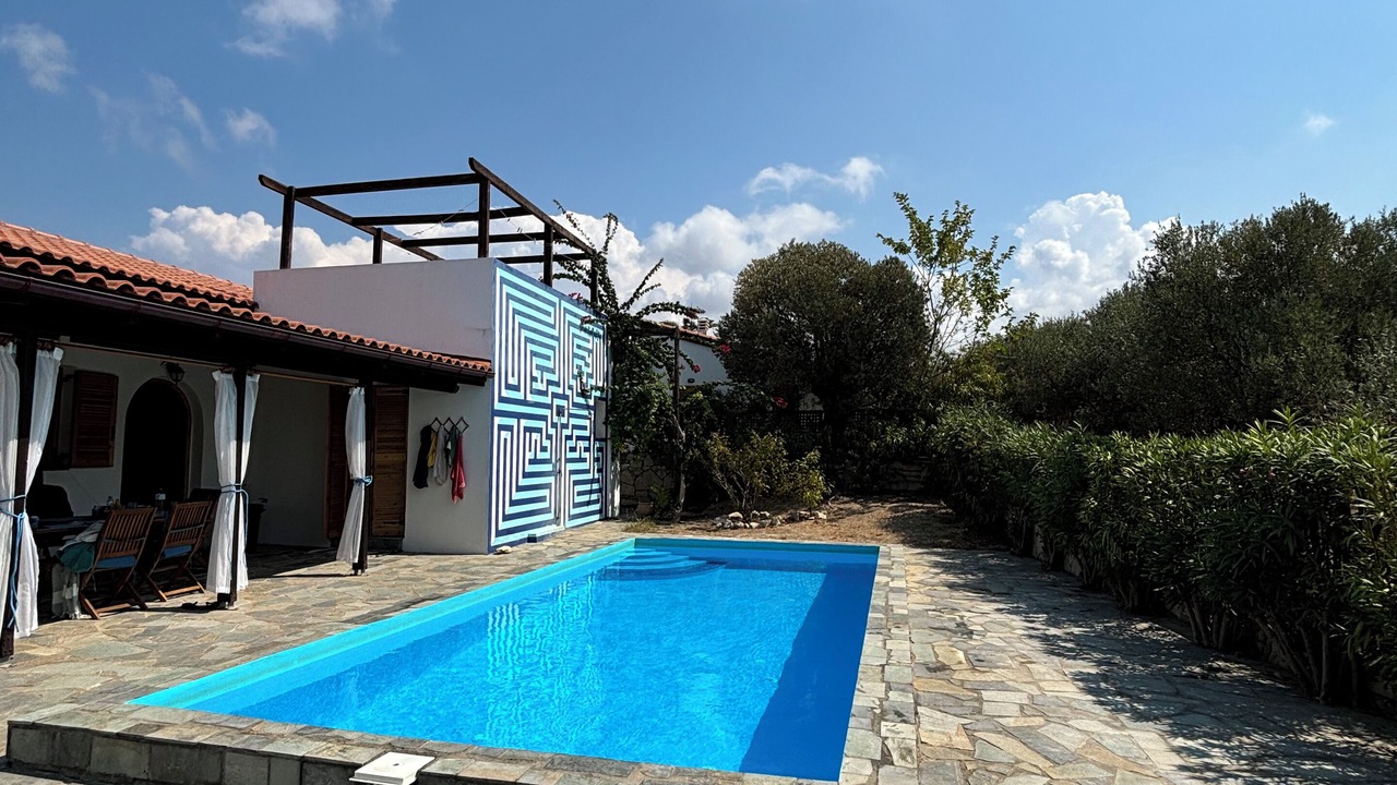 Photo of Outdoor in Roumeli
