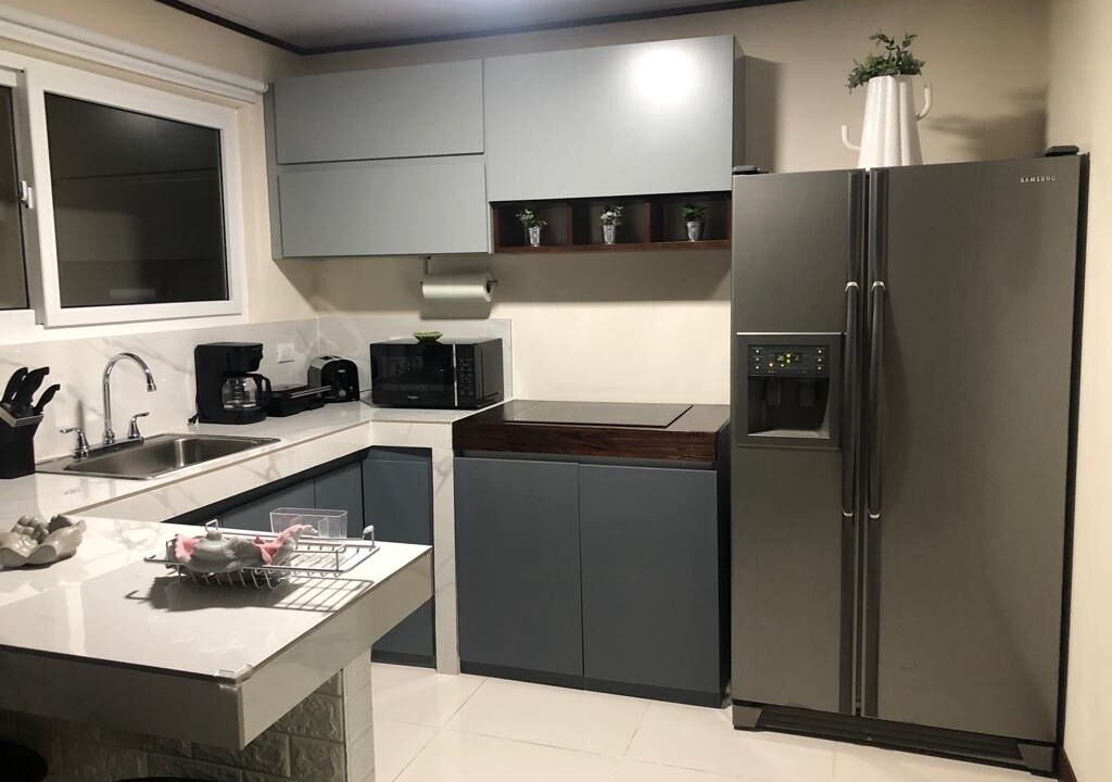 Photo of Kitchen in Roble