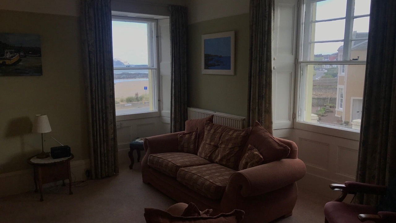Photo of Livingroom in North Berwick