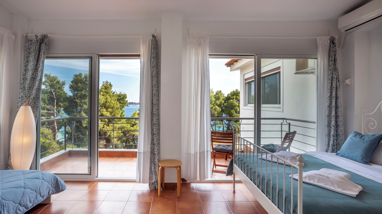 Photo of Bedroom in Neos Marmaras