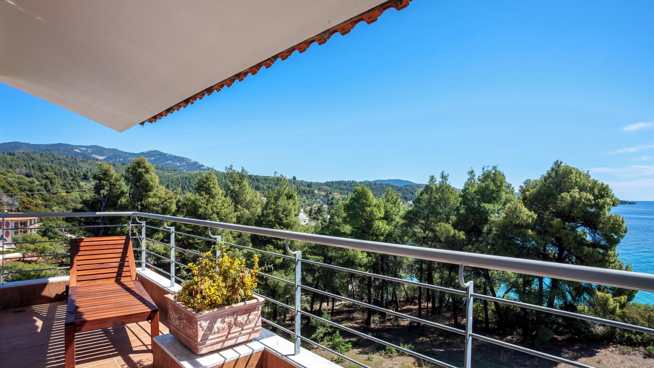 Photo of Patio Balcony in Neos Marmaras