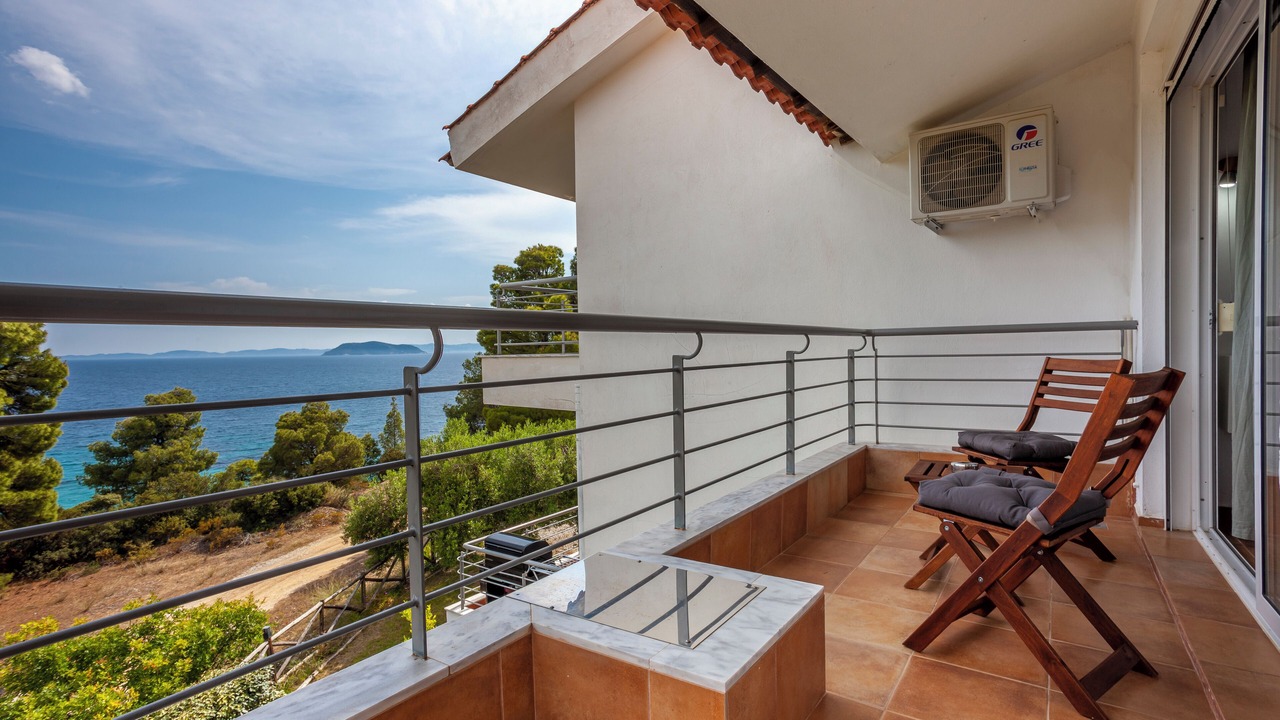 Photo of Bedroom in Neos Marmaras