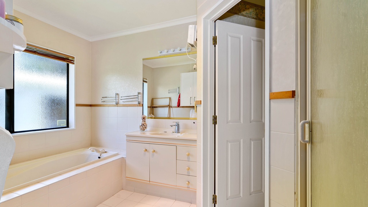 Photo of Bathroom in Owhata