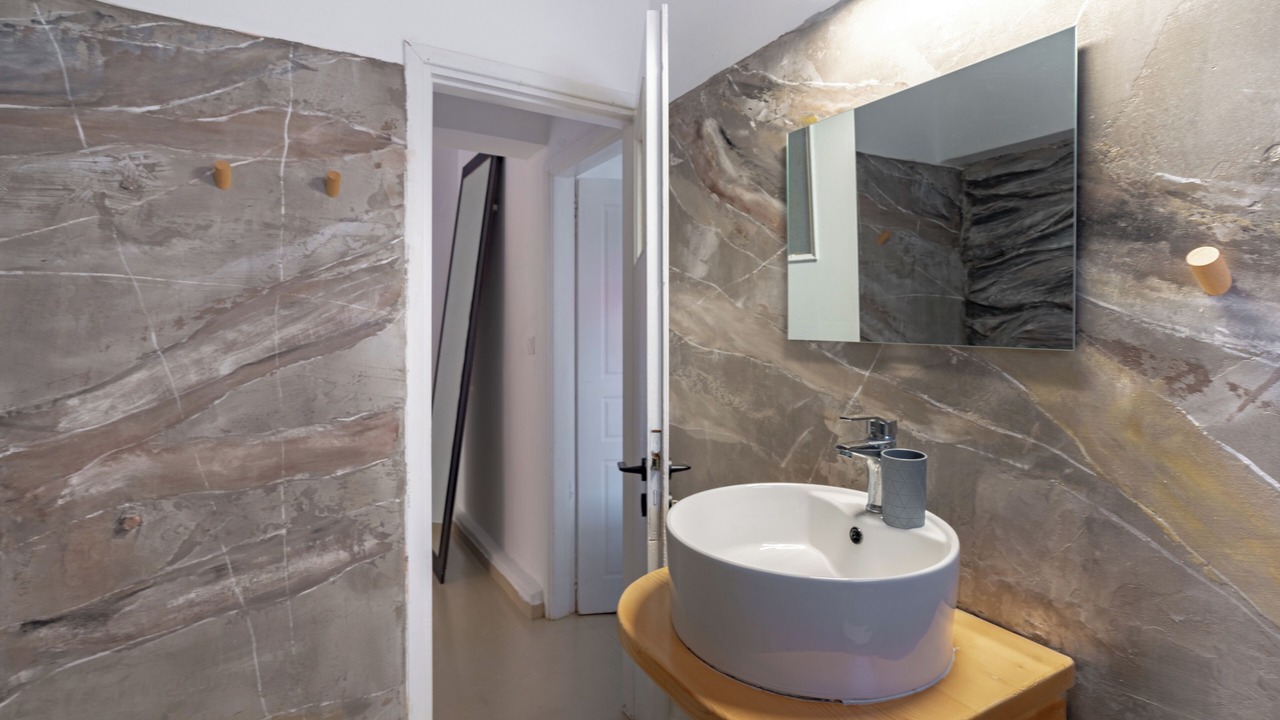 Photo of Bathroom in Leivathos