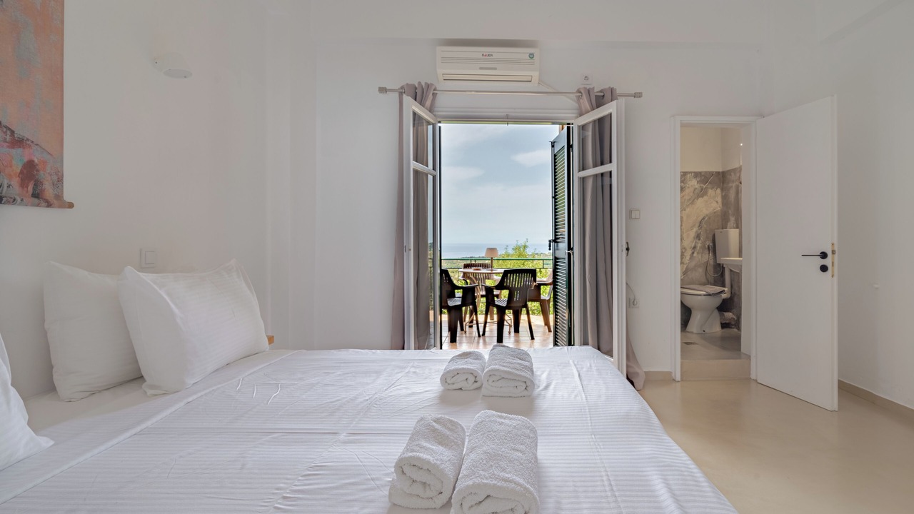 Photo of Bedroom in Leivathos
