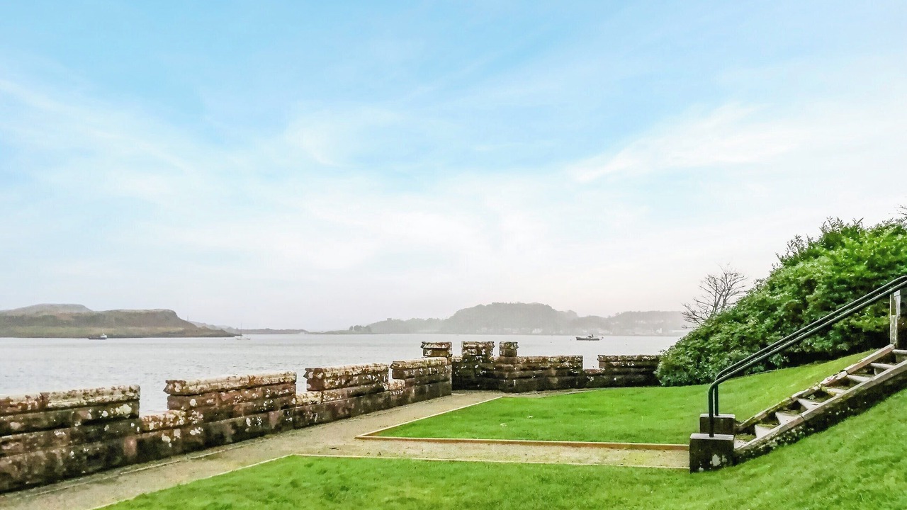 Photo of Others in Oban