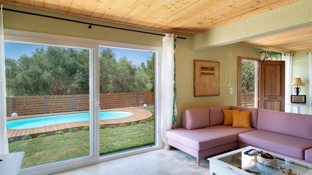 Photo of Livingroom in Kourkoumelata